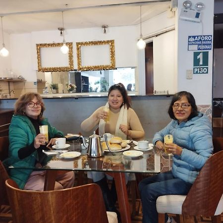 Casahotel Jockey Plaza Mall Lima Bagian luar foto