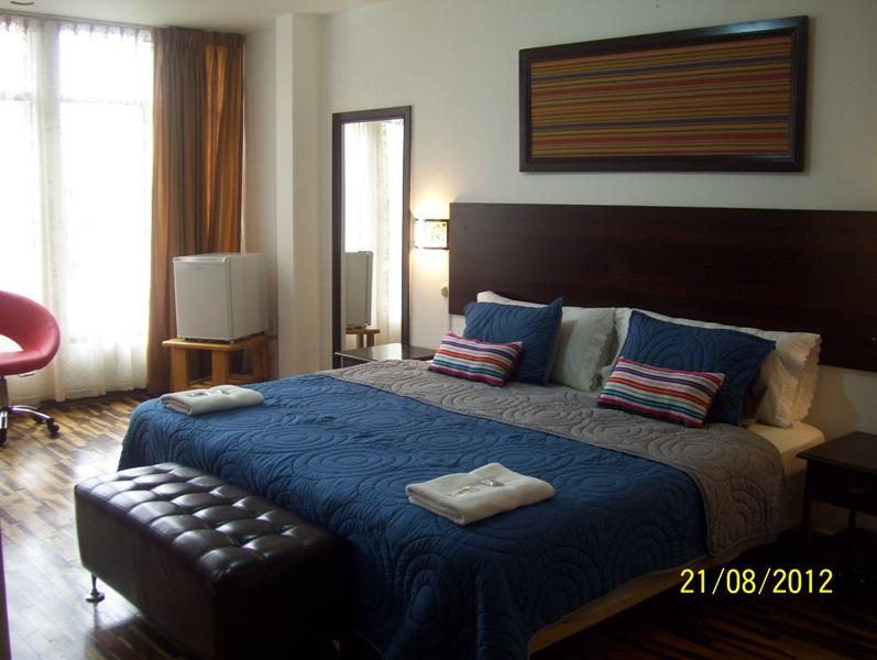 Casahotel Jockey Plaza Mall Lima Ruang foto