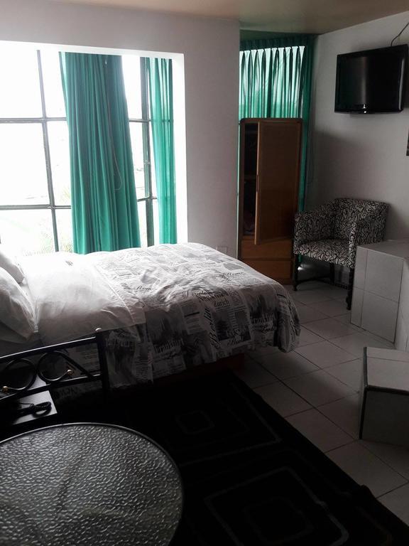 Casahotel Jockey Plaza Mall Lima Bagian luar foto