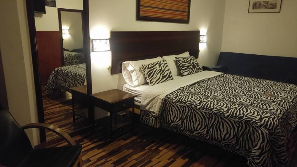 Casahotel Jockey Plaza Mall Lima Bagian luar foto