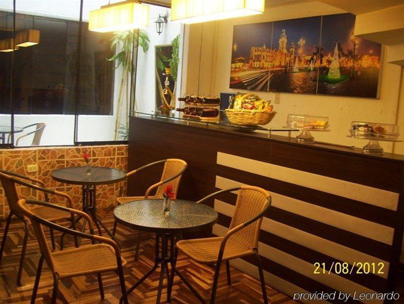 Casahotel Jockey Plaza Mall Lima Restoran foto